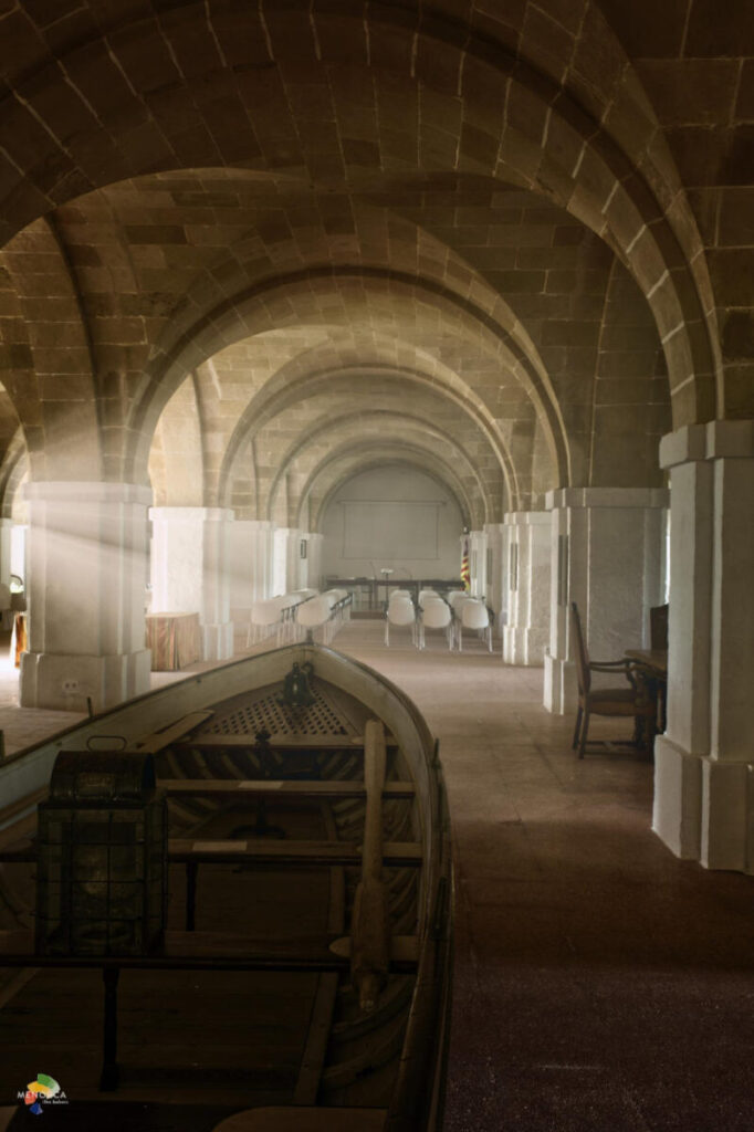 Antoni-Cladera-Conference-room